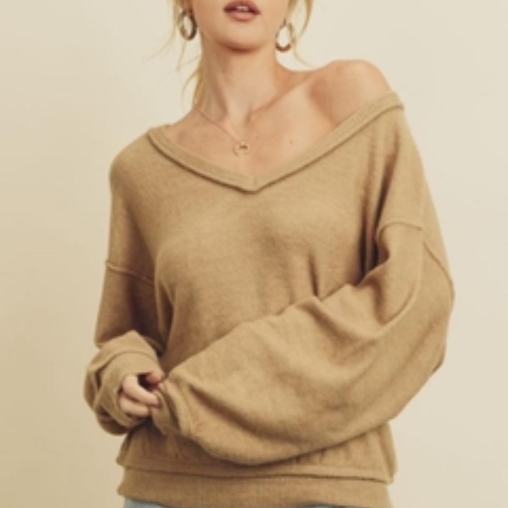 Dress Forum V Neck Pullover Sweater